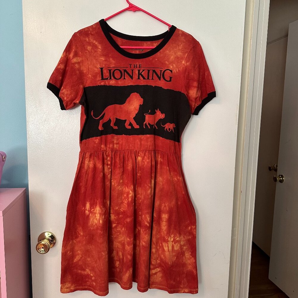 SUMMER SALE! Her Universe Disney The Lion King Tie-Dye Dress w/ Pockets – Medium